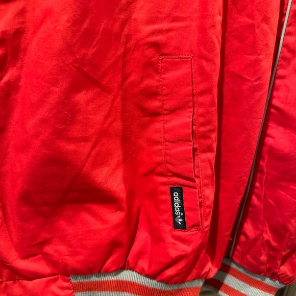 VINTAGE adidas jacket - Picture 2 of 8